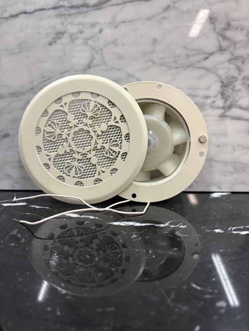 Диффузор на магнитах с вентилятором ТД100 шампань цветочный орнамент 100 мм