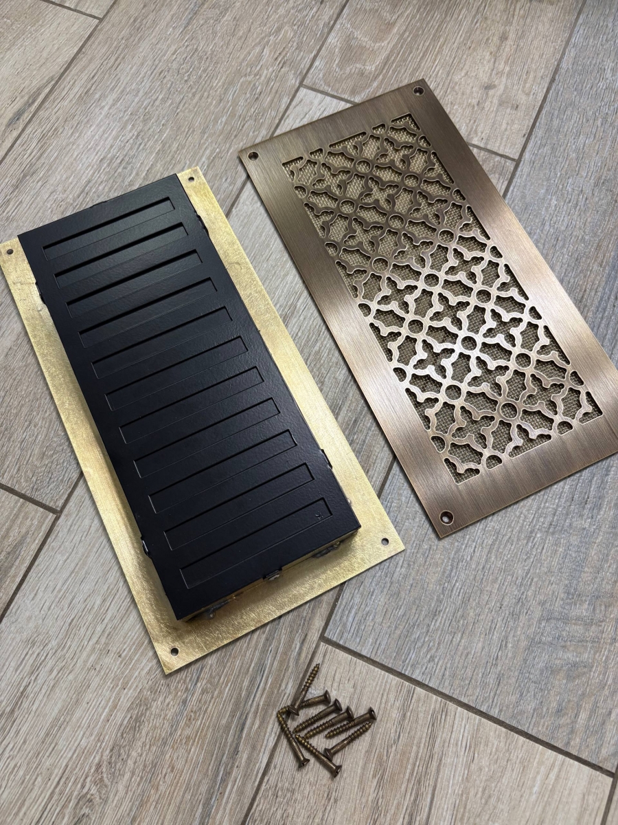 Латунная решетка с регулируемой задвижкой с эффектом старения ЛР16 300х150